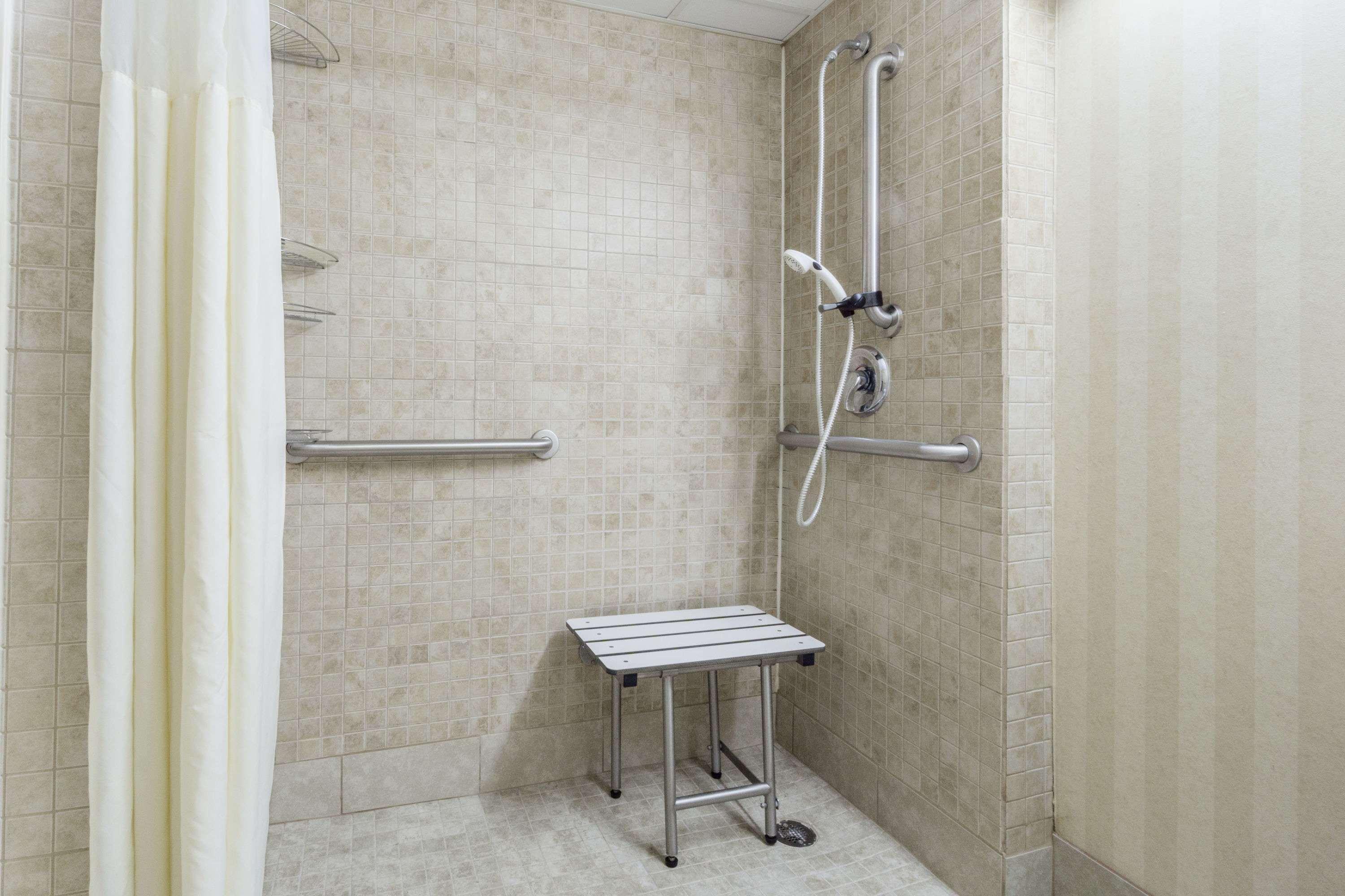 Days Inn By Wyndham Columbus East Airport المظهر الخارجي الصورة